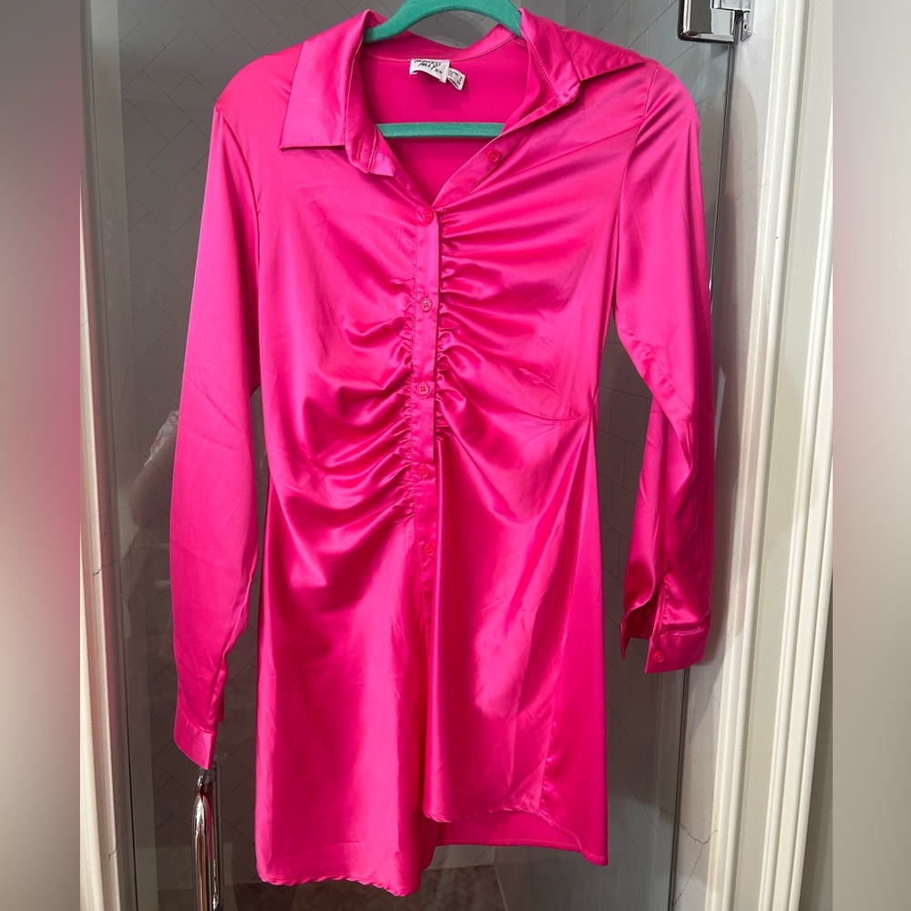 Princess Polly hot pink dress very flattering never worn